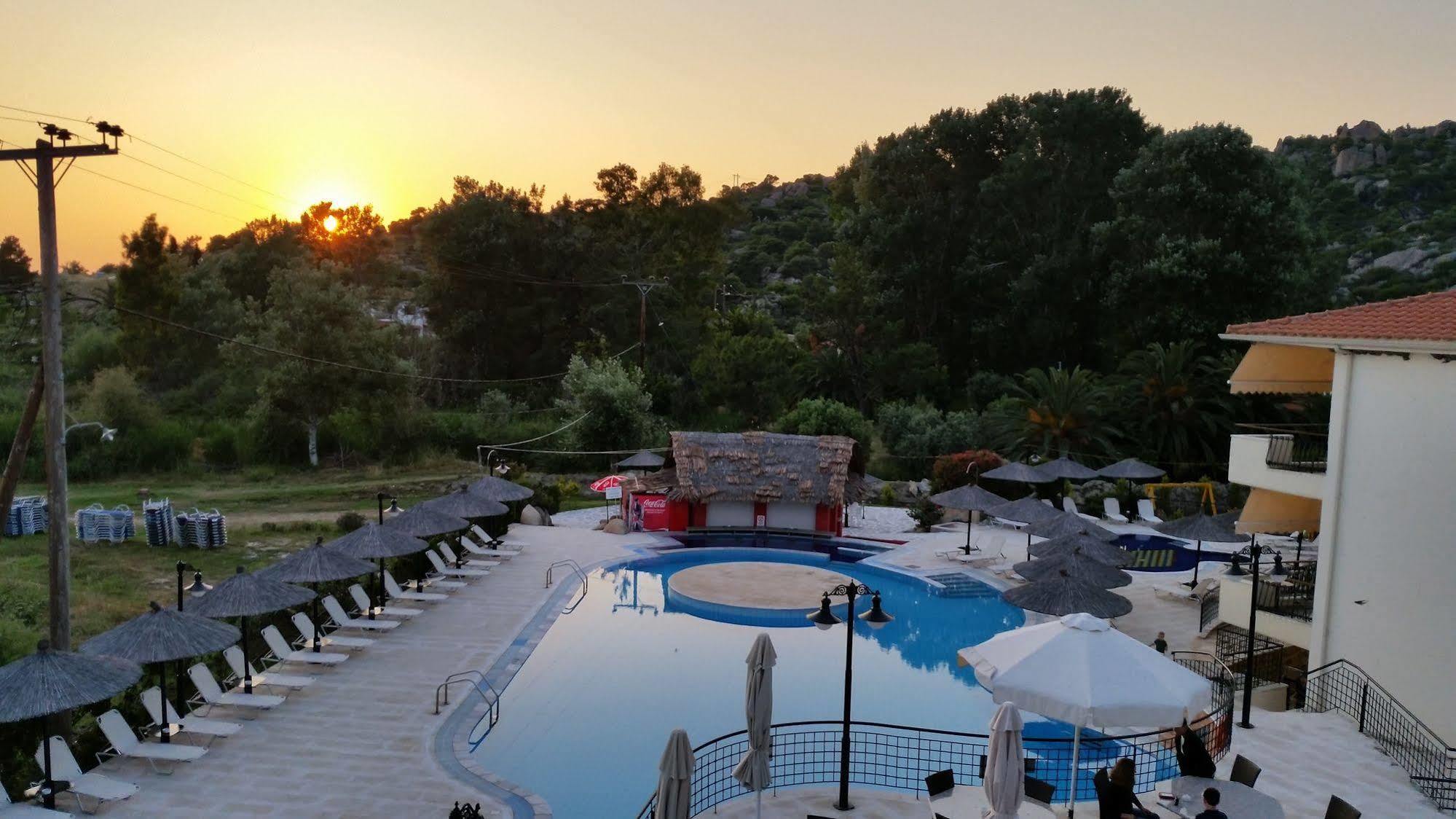 Hotel Makednos Nikiti  Exterior foto